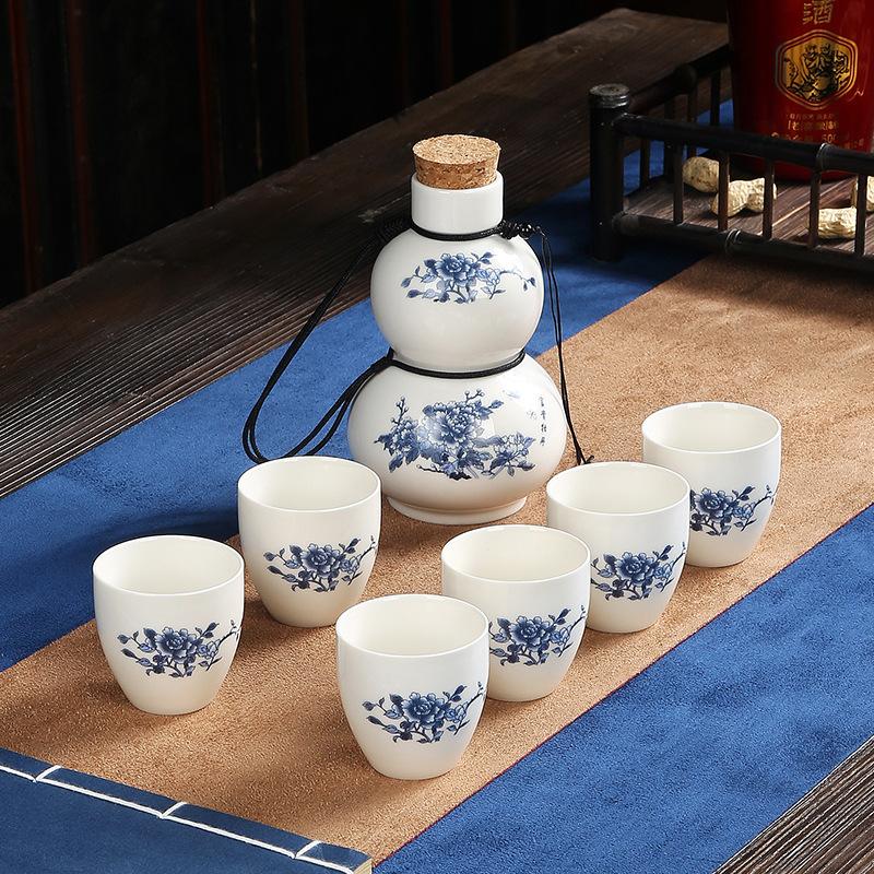 Japanese Ceramic Sake Set Traditional Six Sake Cups One Pots Baijiu Dispenser Party Bar Restaurant Drinking Utensils Gifts New
