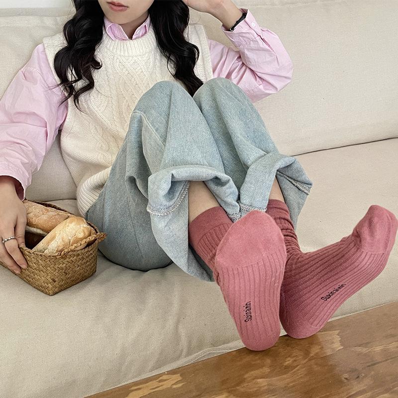 5 Pairs of Women's Cotton Fashion New Style Medium Tube Pile Socks