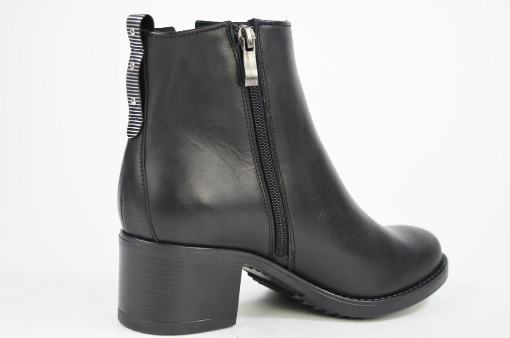 Ботинки Marco 1801 36 Черные кожа