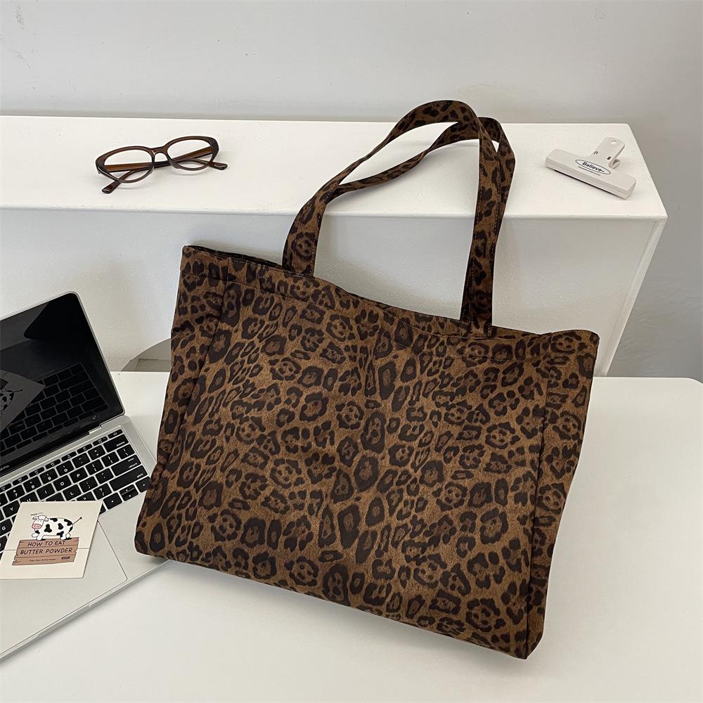 5 Retro Suede Leopard Print Large-capacity Shoulder Bag Autumn and Winter New Commuter Versatile Underarm Bag Women