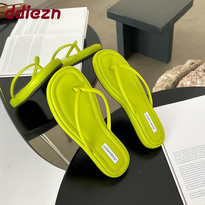 Fashion Female Summer Beach Slides Flip Flops Women Flats Slippers Shoes Casual Fashion Round Toe Ladies Flats Slippers Shoes