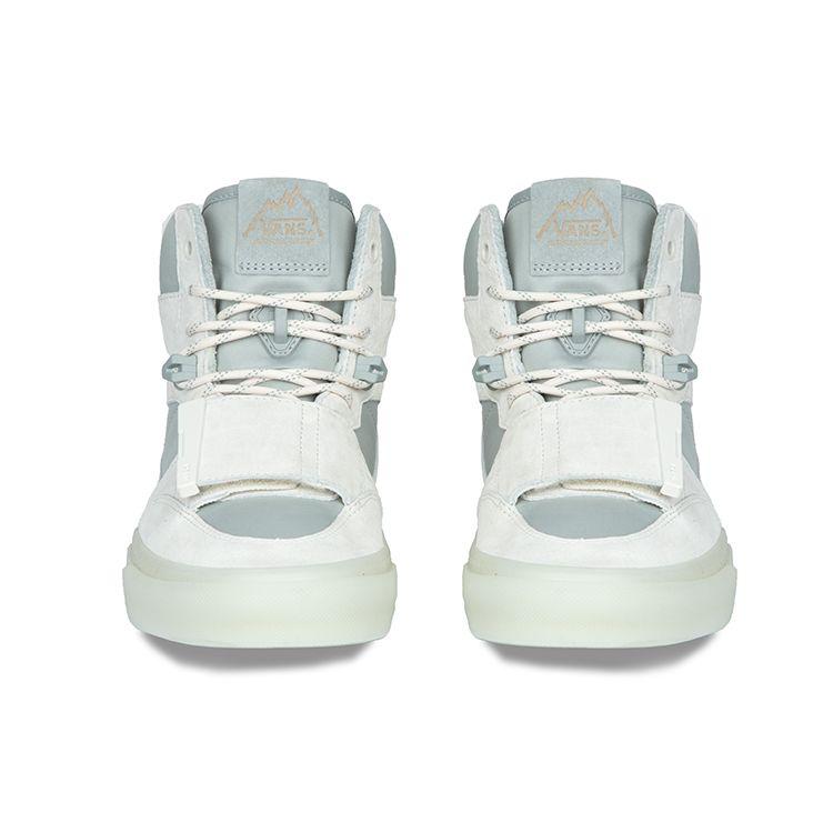 Vans Mountain Edition C2H4 Nightwalker Unisex Sneakers Tofu Pigeon VN0A3TKG627