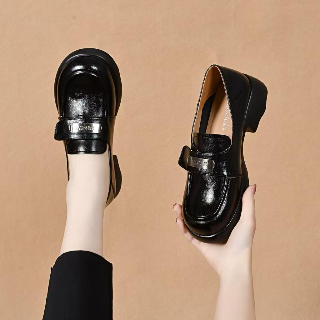 Retro women's shoes spring new simple and comfortable one-pedal British single shoes college style round head small leather shoes