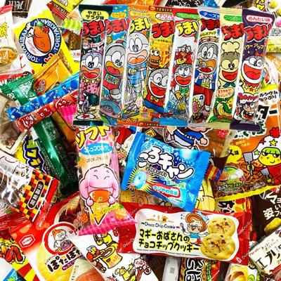 An Additional Candy Assortment Set Containing Nostalgic Sweets Such As 110-piece Umaibo.Presents, Gifts, Parties, Birthdays, Events, Girls' Parties,
