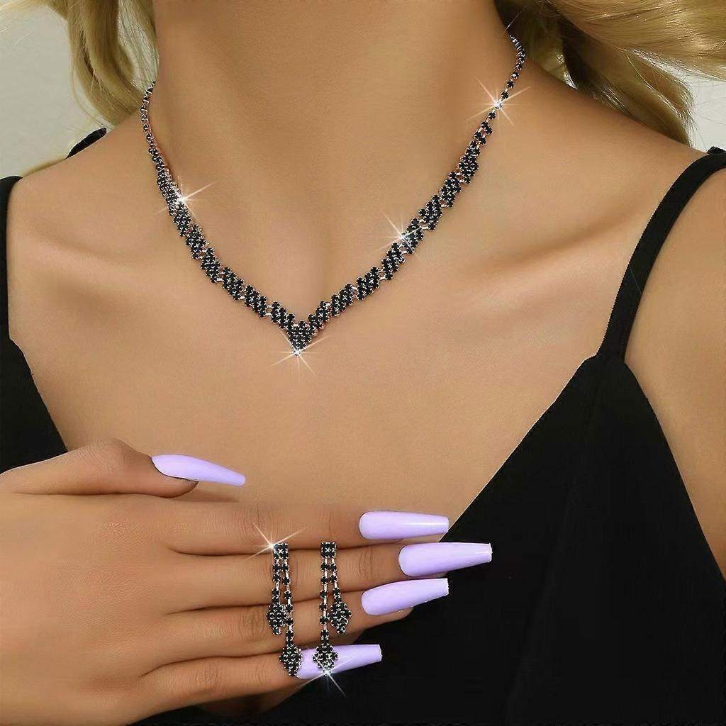Sophisticated Rhinestones Bridal Accessory Set Stylish Necklace and Earring Ornament Sparkling Crystal Bride Jewelry