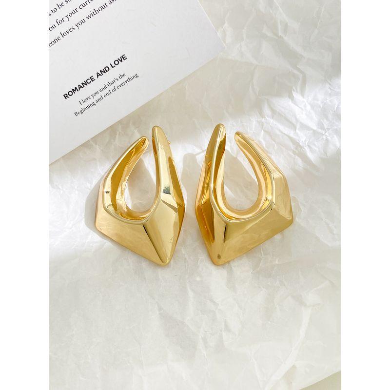 Irregular Geometric Metal Earrings, Light Luxury, High-End, Minimalist Style, Unique and Exaggerated Temperament, Stud Earrings, Earrings for Women