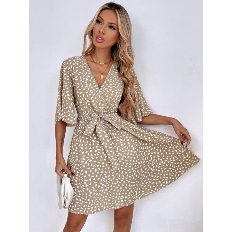 

Versatile Dress2025 Women clothes European and American Summer New Popular V-neck Short sleeve Waist Hugging All-Matching Dress Khaki L