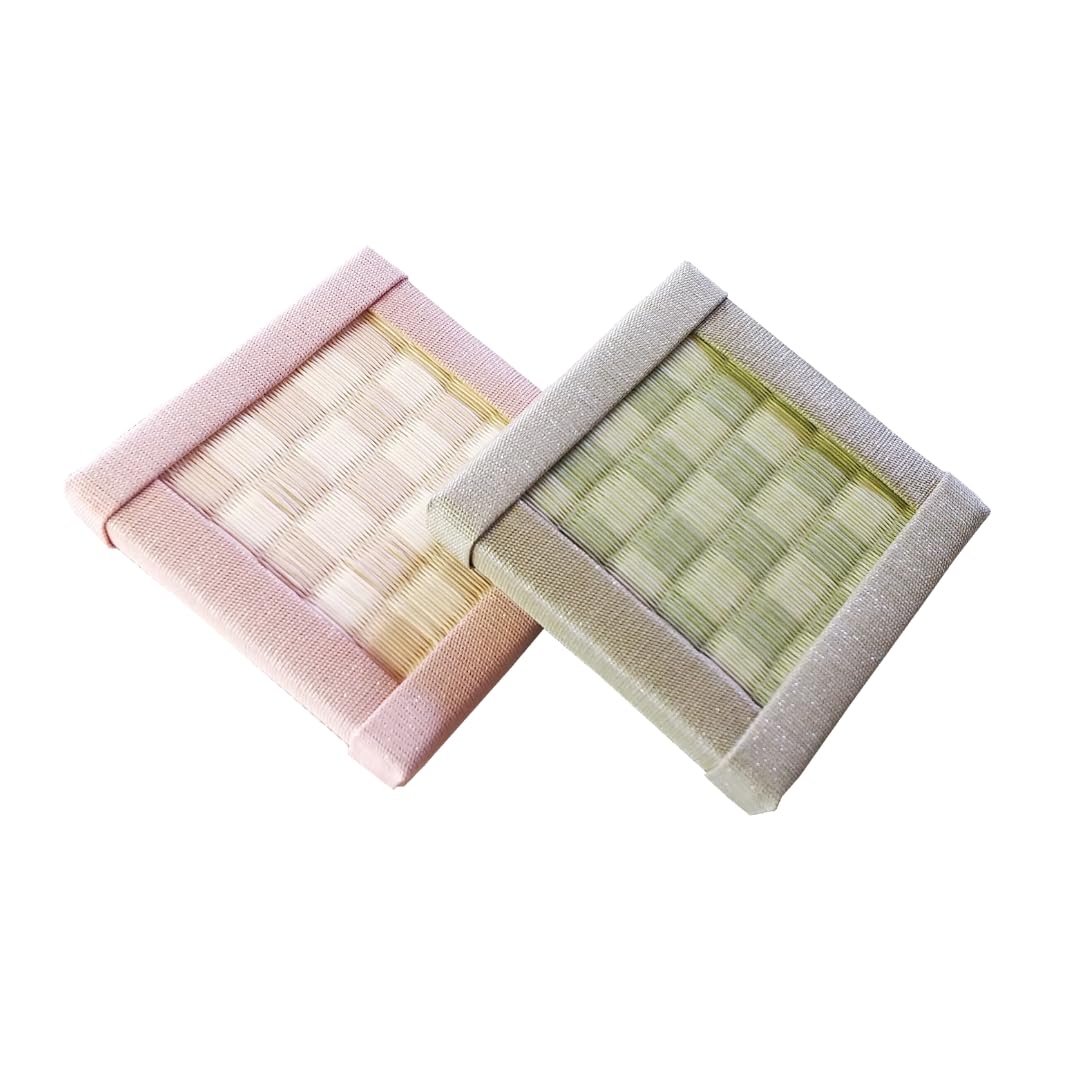

Set of 2 Mini Tatami Perfect for Figurines and with a Checkered Stylish and Cute Japanese Perfect for Japanese Tatami 10cm x 10cm x 2cm Coasters,