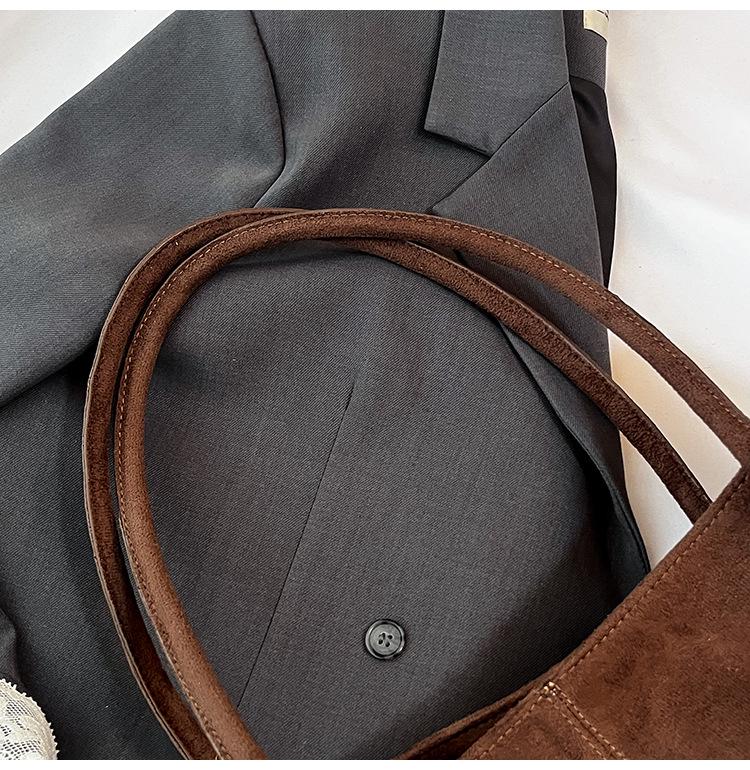 Myriad Velvet Large-Capacity Shoulder Bag - High-End Suede Vintage Tote