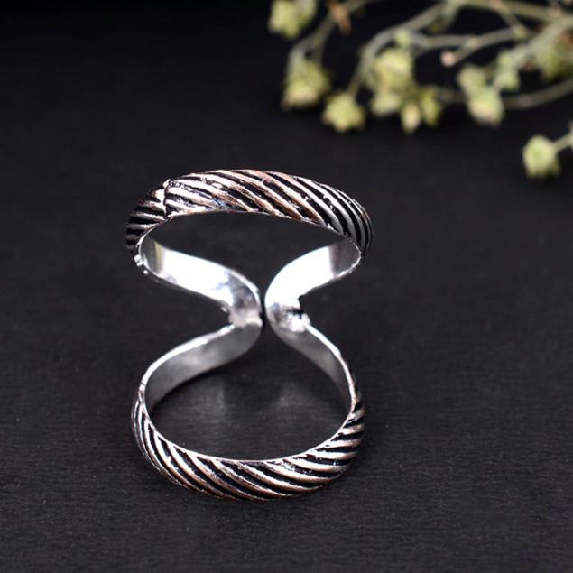 Oxidized Silver Band Ring | Detailed Floral & Scroll Carving | Eternity Stacking Ring | Vintage Look Jewelry Gift