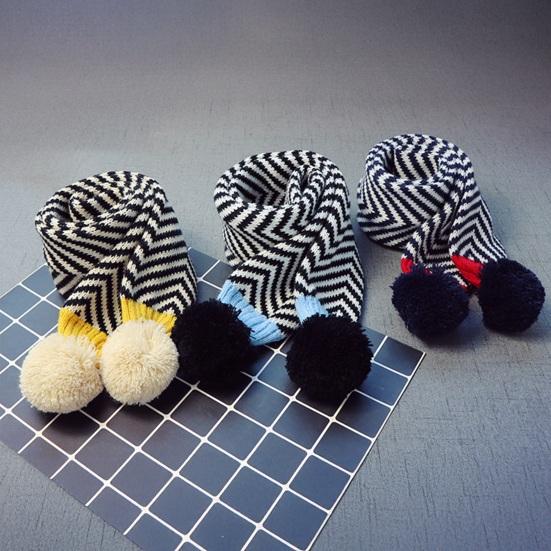 2Pcs/Set Kids Autumn Winter Hat Scarf Set Plush Ball Decor Striped Print Brimless Hat Knitting Scarf Set