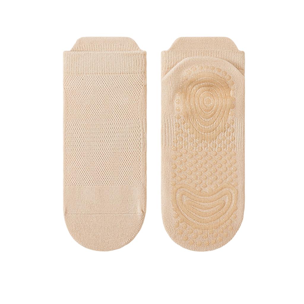 Women's Low Cut Non Slip Socks for Indoor Use Breathable Sweat Absorbent Yoga Socks with Grip Bottom for Exercise and Daily Wear