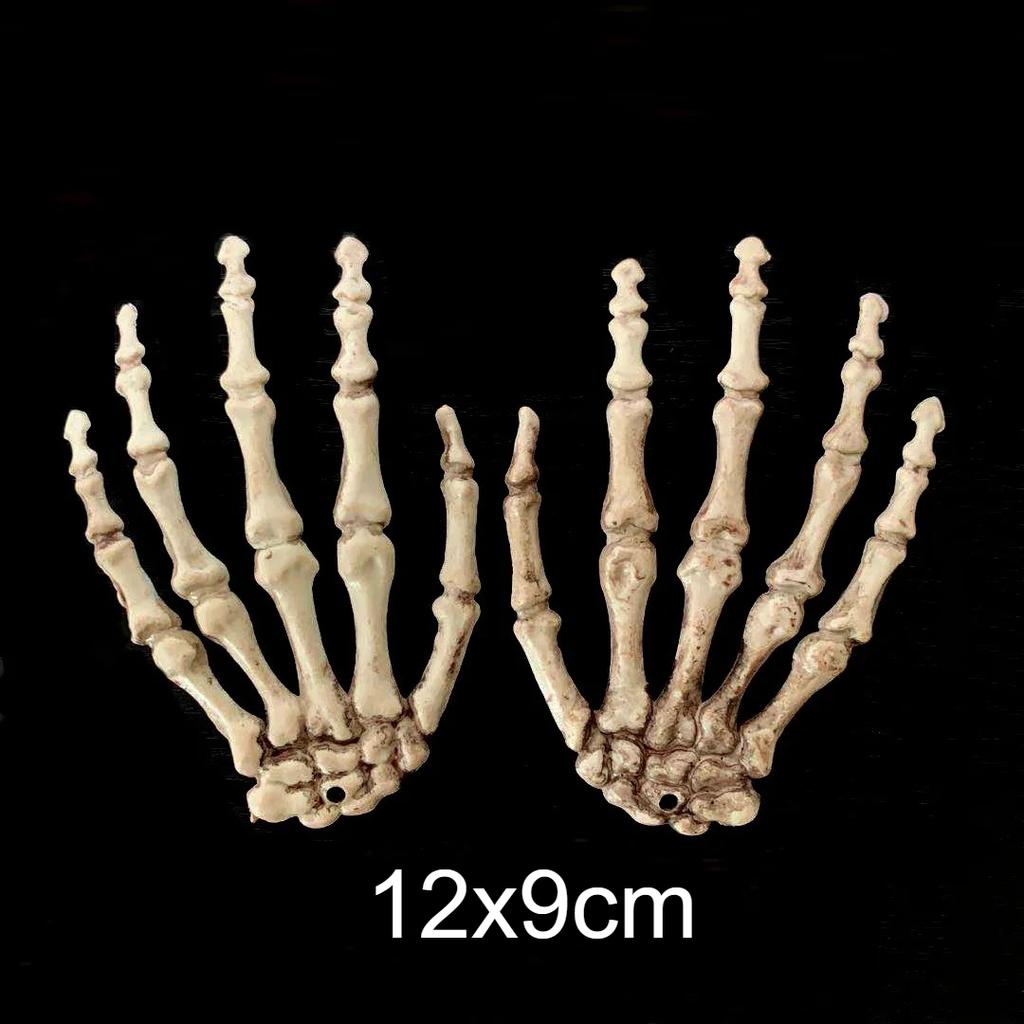 Plastic Skeleton Hands Skull Claws Halloween Mini Bone Hand Prop for Haunted House Bar Escape Room Table Decor Prank Ornament