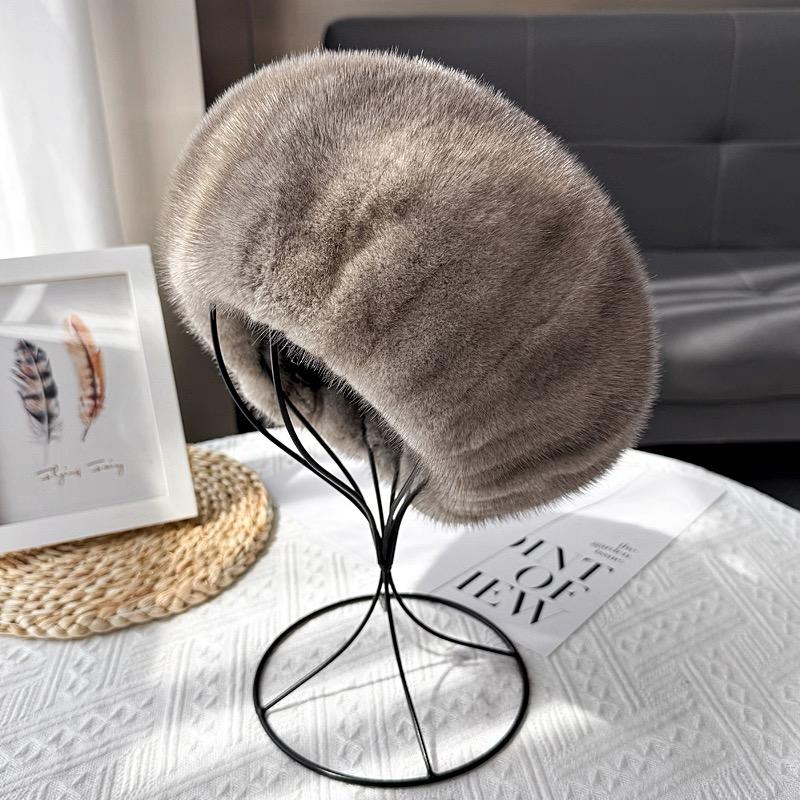 Luxury Women's Winter Bucket Hat Elegant Warm Fashion Real Mink Fur Cap for Casual Travel Cycling-Factory