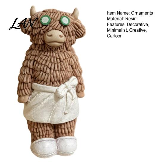 Niche Trendy Furnishings Highland Cow Figurine with Bathrobe, Resin Ornament, Cute Cartoon Animal Decor Statue for Home Desk Shelf & Cafe Window