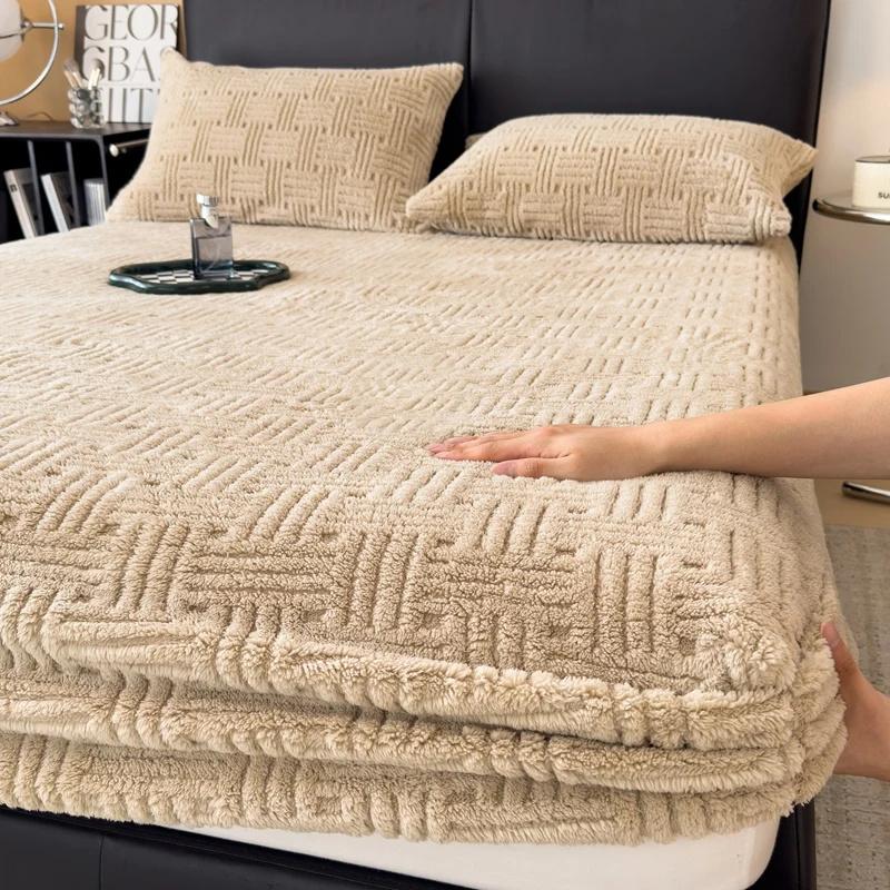 3PCS Bedding Set Soft Warm Plush Mattress Protector Cover Thick Milk Velvet Striped Fitted Sheet Fluffy Luxury Bed Cover