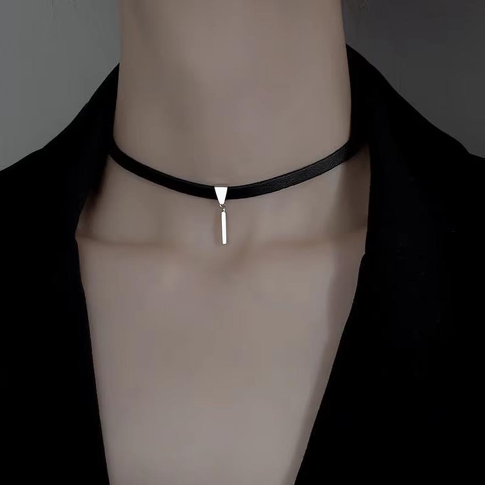 Black Crescent Moon Choker Necklace for Women Gothic Grunge Double Layers Velvet Jewelry Punk Female Pendant Gift Statement New