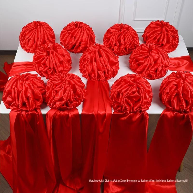 Große rote Seidenhortensienkugel für Hochzeiten, Banddurchschneidungen und Einweihungsfeiern