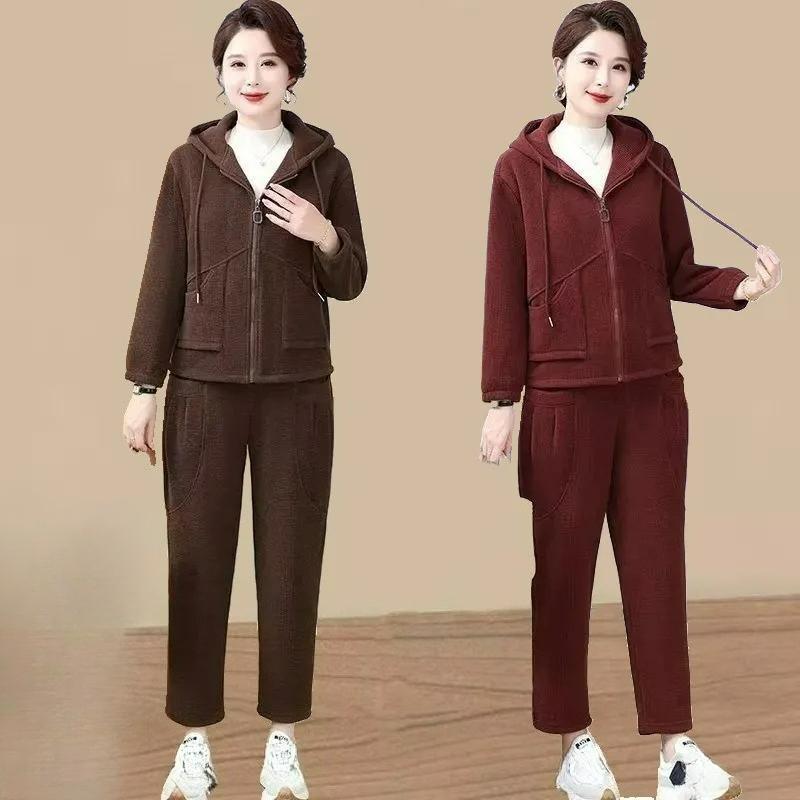 Plus Velvet Warm Sportswear Suit Autumn and Winter Fashion Casual Wear Ladies Suit Two-piece Suit