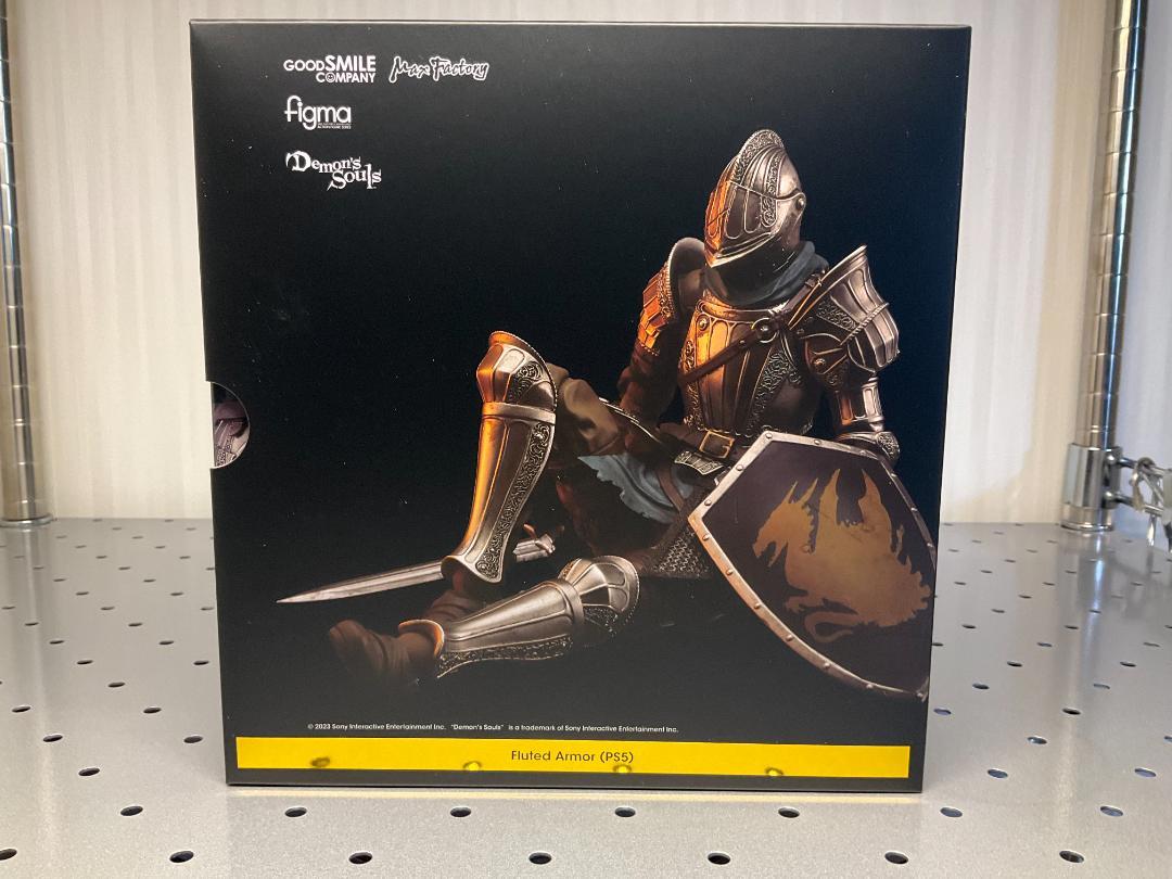 

[USED] figma Demon s Souls Fluted Armor