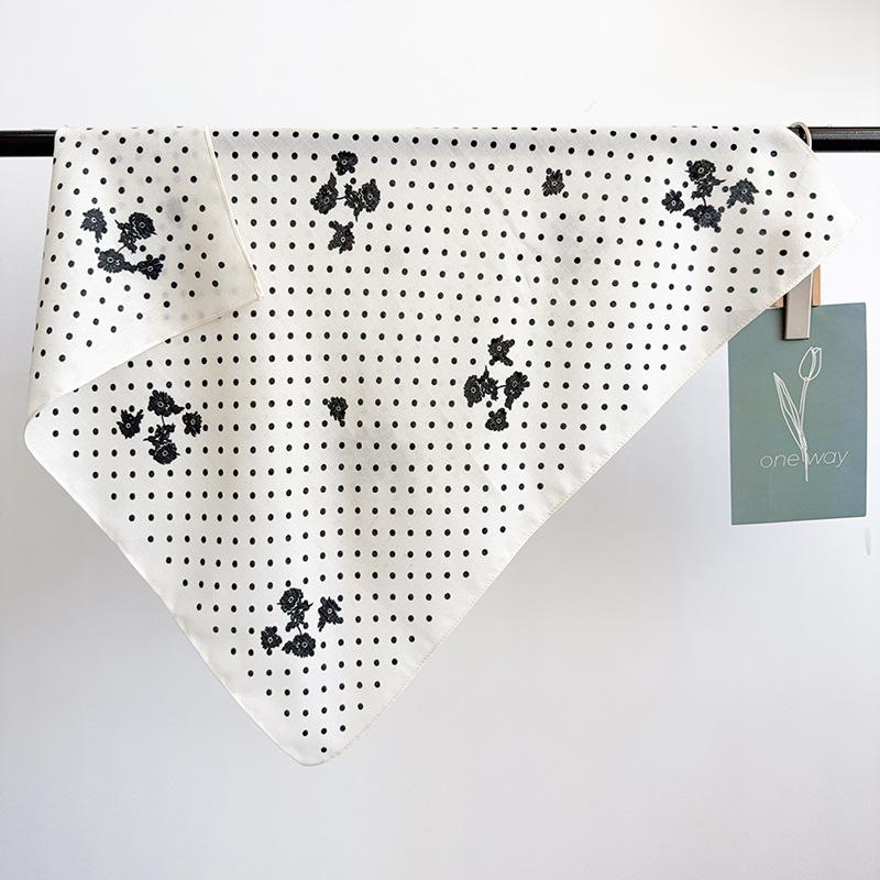 Korean Simple High-end Polka Dot Printing Small Square Scarf Women's Autumn Fashion Versatile Headscarf Multi-purpose Scarf Shawl