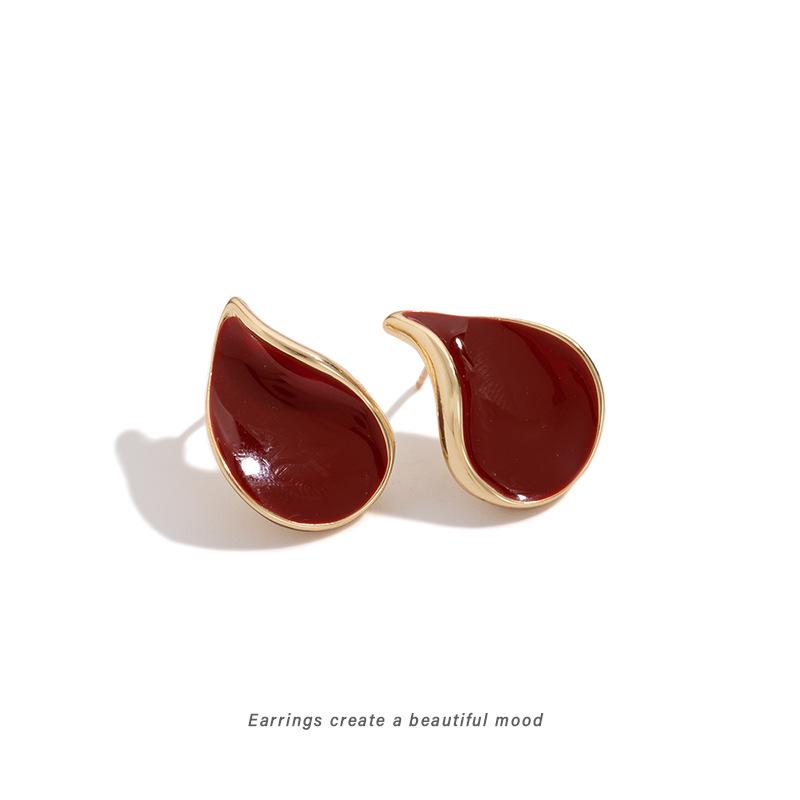 Elegant Coffee-Colored Retro Water Drop Earrings for Women - Autumn/Winter 2025 Mosquito Coil Ear Clips