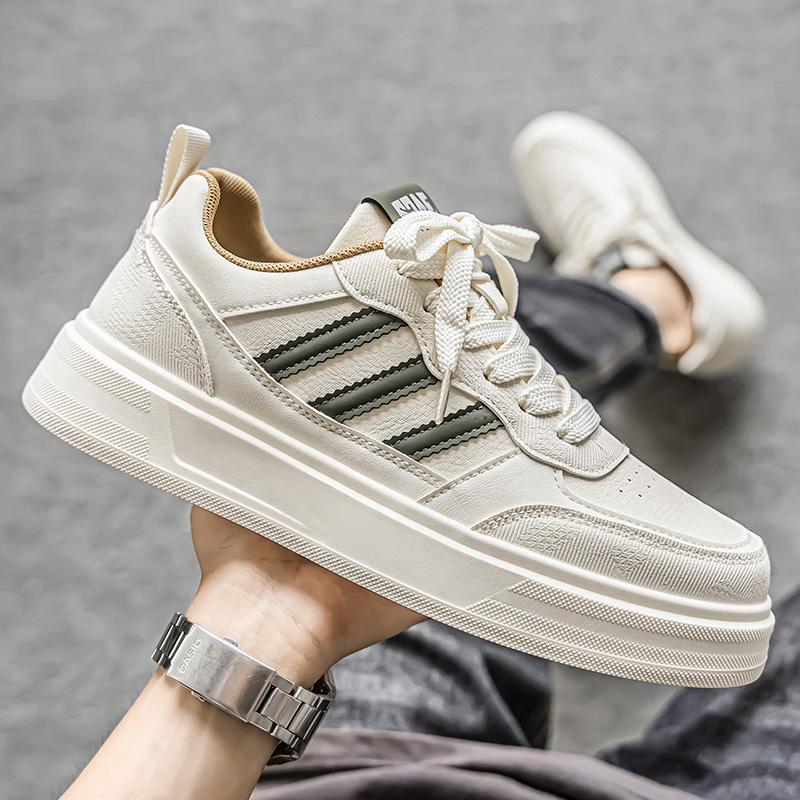 Men 's Casual Four Seasons Fashion Skateboarding Students Comfortable Sneakers Boys Trending Soft Sole Breathable Shoes