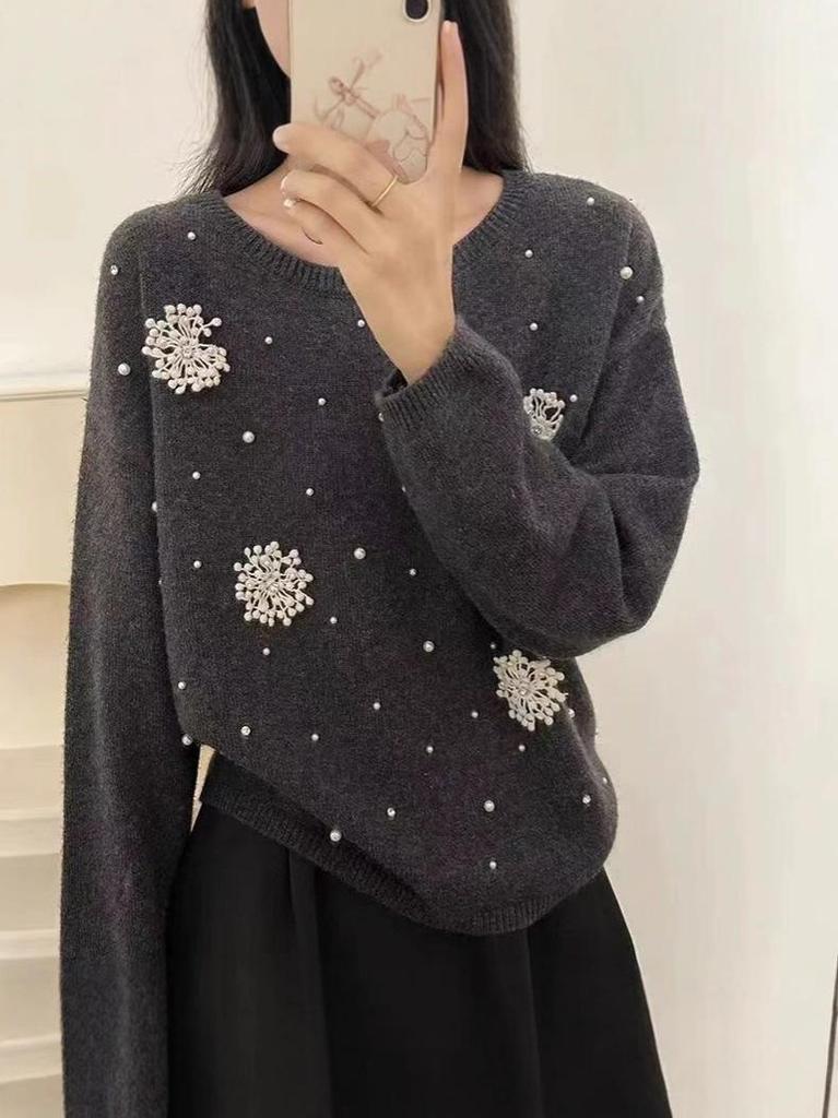 Women's Round Neck Beaded Knit Sweater - Loose Fit, Autumn/Winter Outerwear