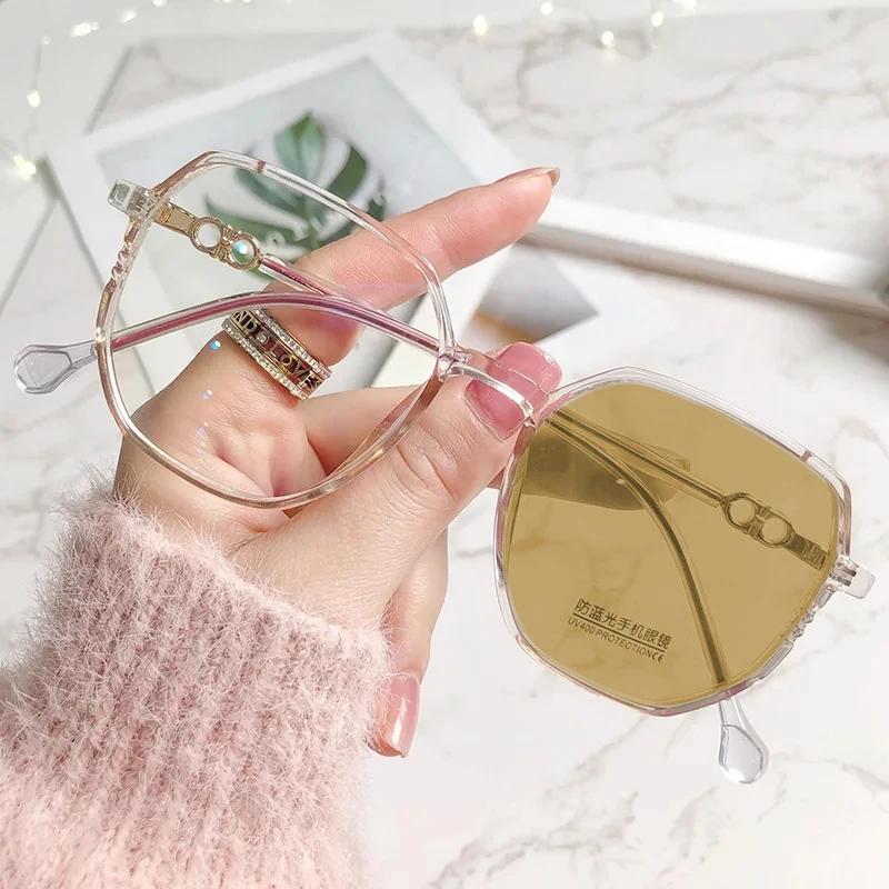 Ladies Finished Prescription Pochromic Myopia Glasses Luxury Blue Light Blocking Near Sight Eyeglasses with Diopter 0 To -5.0