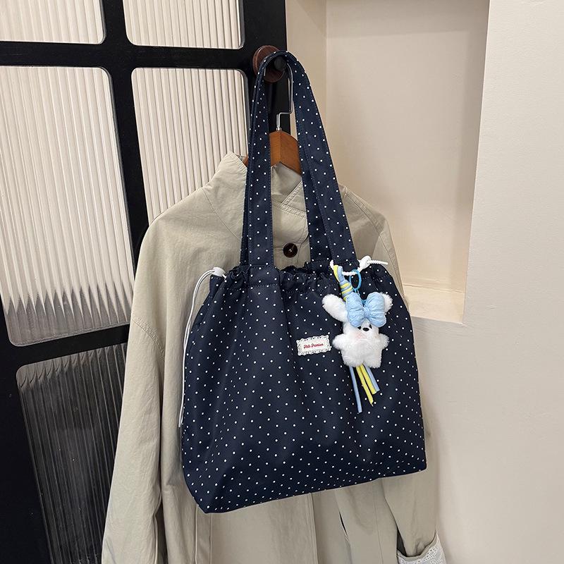 

2026 Spring/Summer Korean-Style Polka Dot Girly Tote - Versatile Commute Shoulder Bag чорний