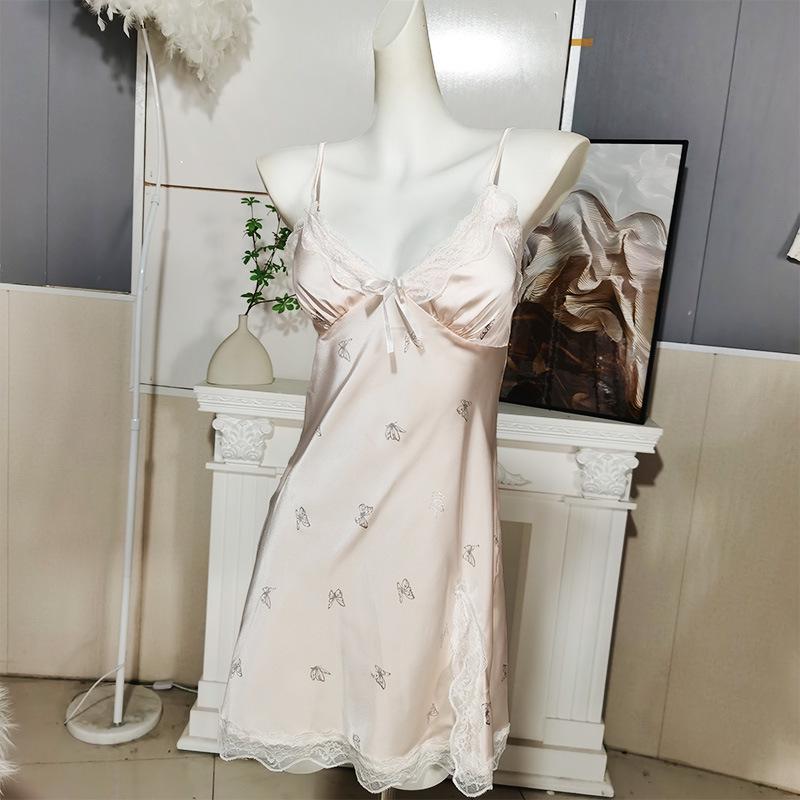 

Butterfly Print Deep V Padded Pajamas Set: Sexy and Slimming Ice Silk Nightdress with Fairy Camisole. Large