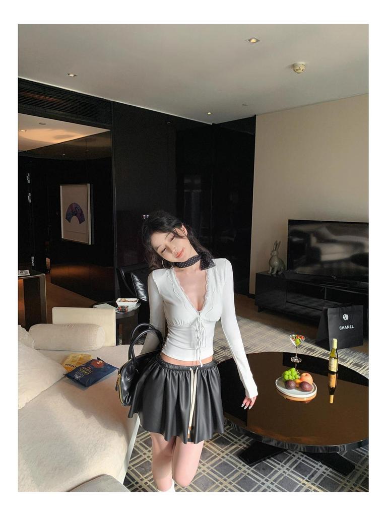 Women's Purple V-Neck Lace Splicing Long-Sleeve Slim Top - Stunning Early Autumn Fashion