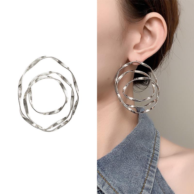 

Преувеличенные 3D серьги-кольца с переплетением - Холодный стиль, Высококачественное медное покрытие золотом. Copper Gold-Plated