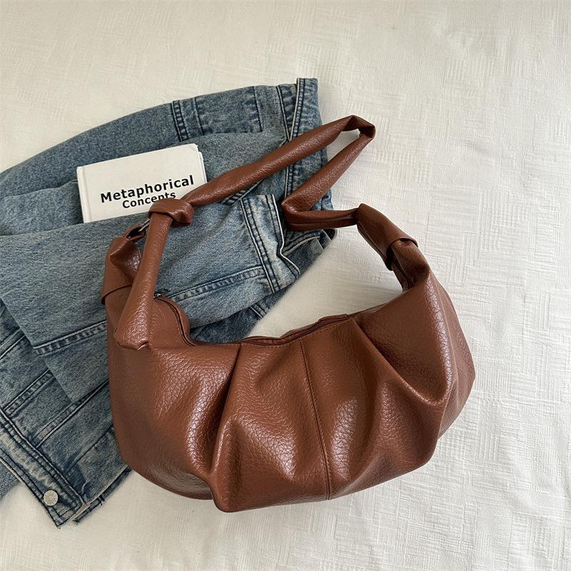 Shoulder bag Textured soft leather pleated cloud casual shoulder bag Large capacity simple versatile commuter bag