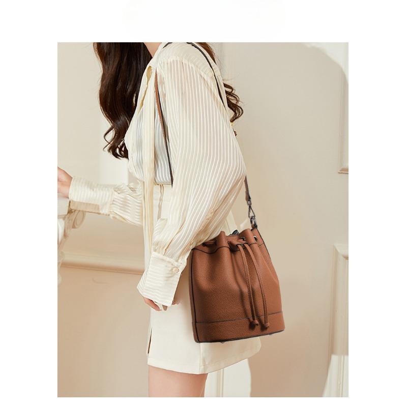 New Contrasting Color Drawstring Women's Bucket Bag Fashionable Texture Handbag Bag One Shoulder Crossbody Bag