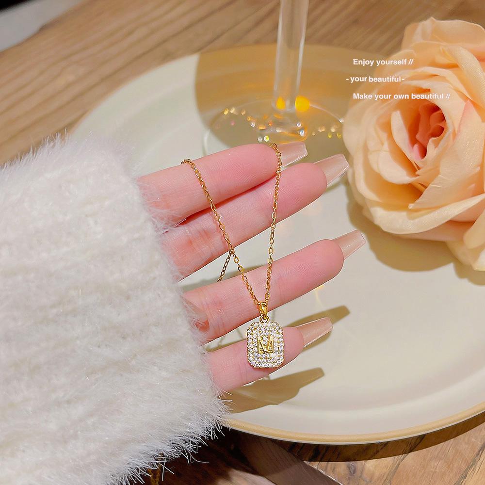 2025 Luxury Titanium-Clad Women's Summer Necklace - Non-Fading, High-End Design