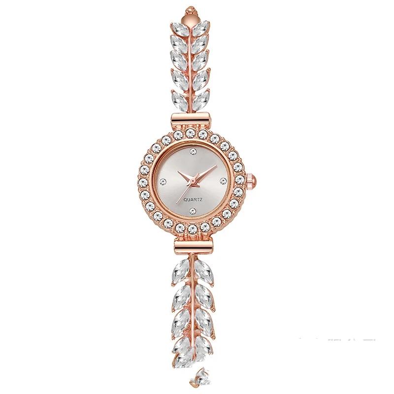 Hand bracelet watch Fashion Diamond Leaves Round Women's Watch Simple Dial Free Adjustment Bracelet Gift Watch Elegant Fashion Quartz Watch
