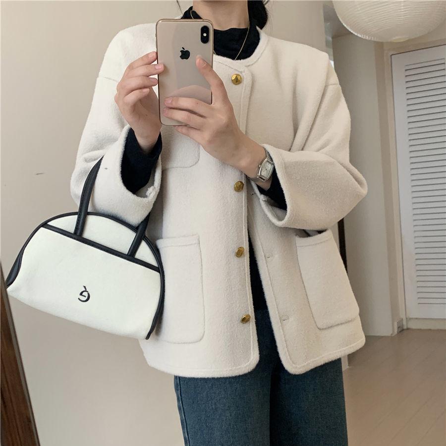 

Женский французский кардиган из двухстороннего ворсованного трикотажа в стиле легкой роскоши - Маленькое осеннее короткое пальто-свитер S (suggested for 85-100 jin)