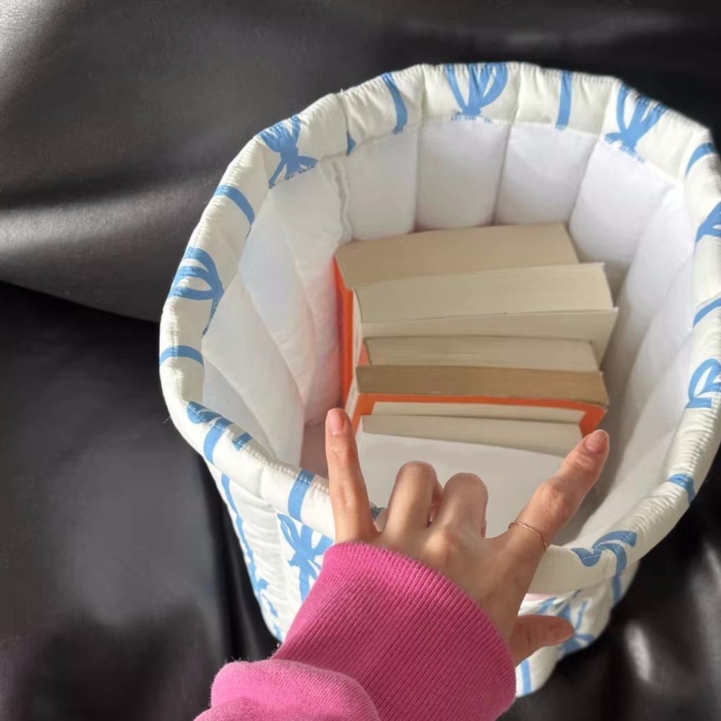 Panier de Rangement Rond Matelassé Pratique avec Élégants Motifs de Nœuds Papillon Pratique pour l'Organisation de la Chambre ou de la Salle de Bain