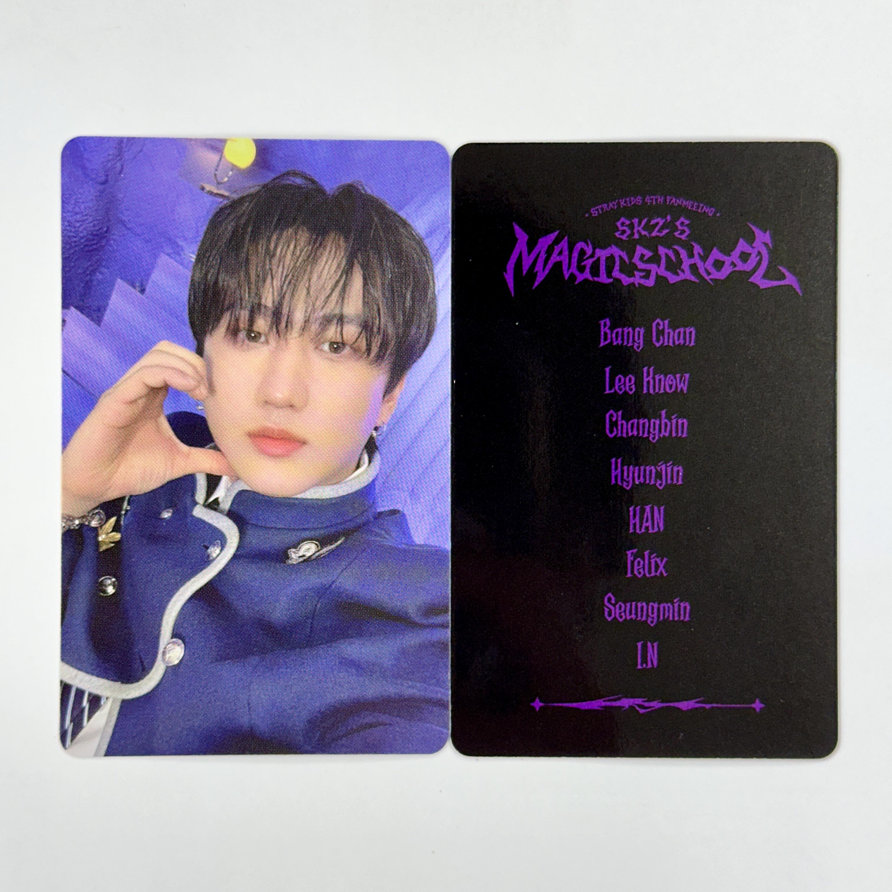 

Фотооткрытка от лица от лица школы магии Stray Kids SKZ Changbin