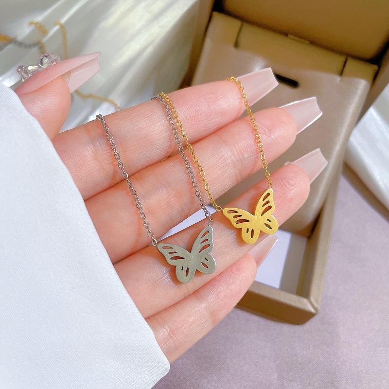 Titanium Steel Minimalist Wind Empty Butterfly Furnace Real Gold Necklace Female Collarbone Chain With Jewelry