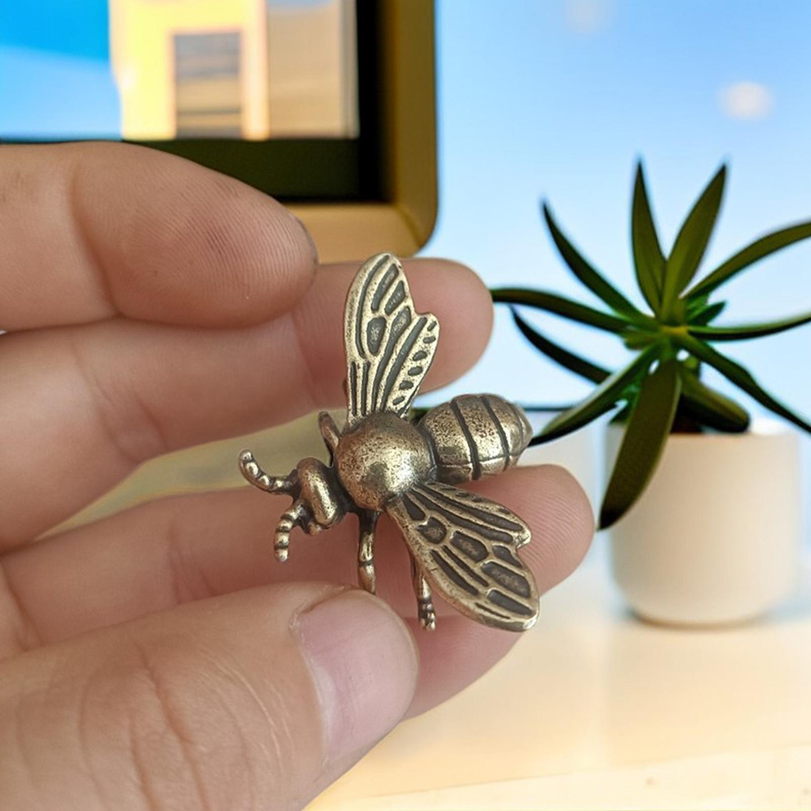 

LittleBee Brass Sculpture Cute Insectss Decorative Figurines Copper Honeybee Vintage Brass Crafts Figurine Sculpture Home Office CN