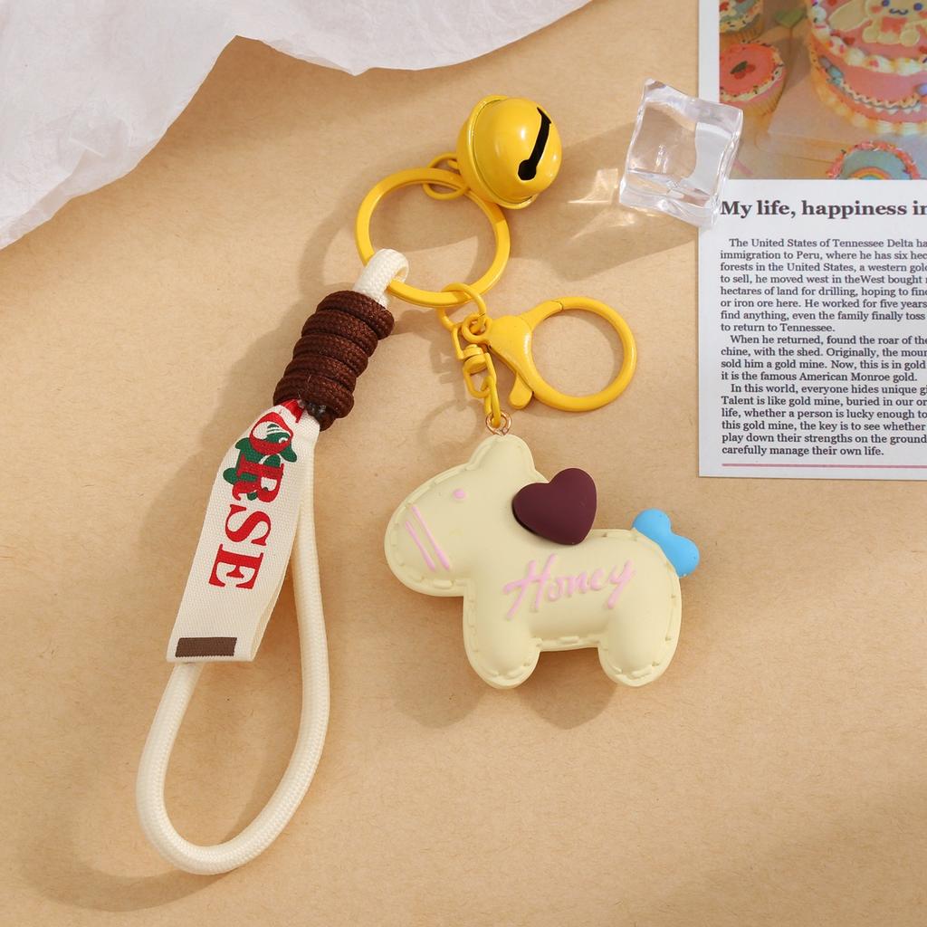 New Resin Love Pony Keychain Female Bag Pendant Car Keychain Bag Small Pendant