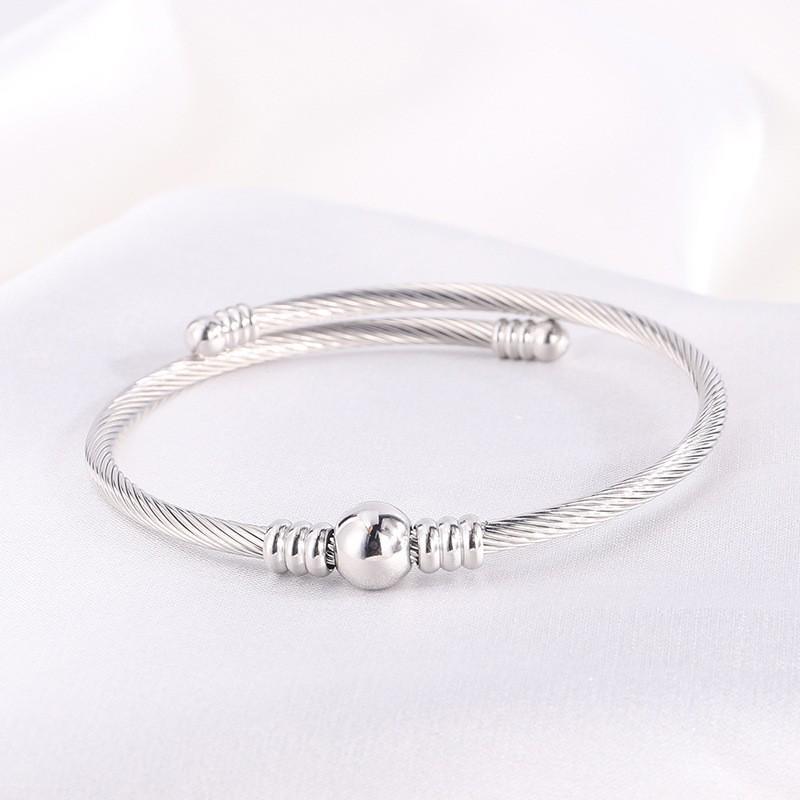 Starry Sky Silver Titanium Steel Bracelet for Women - High-End, Versatile, Full Diamond, Non-Fading Fashion Accessory