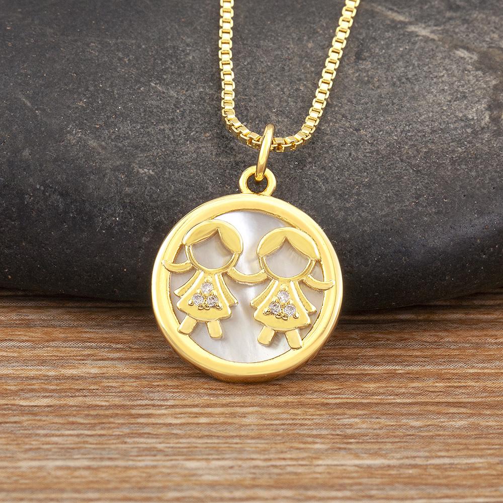 Natural Shell Circular Pendant Necklace, Paired With Copper Zircon, Suitable For Both Men And Women To Wear.