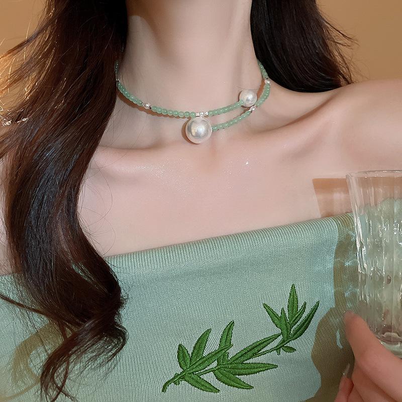 Stone Pearl Butterfly Necklace Fashion Retro Premium Clavicle Chain Personality Ethnic Style Jewelry