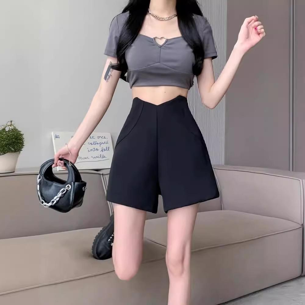 Women's Gray High-Waisted A-line Wide-Leg Suit Shorts - Slimming & Versatile for Summer 2024