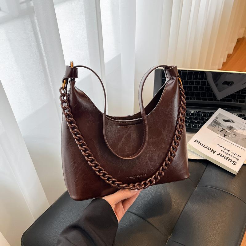 Classic Black Chain Crossbody Bag for Women Autumn Winter New Large Capacity One Shoulder Bags Texture Versatile Handbag