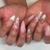 24PCS Sweet Pink Almond Press On Nails Golden Border Flowers Patterns French False Nails for Spice Girls Wearable Nail Manicure