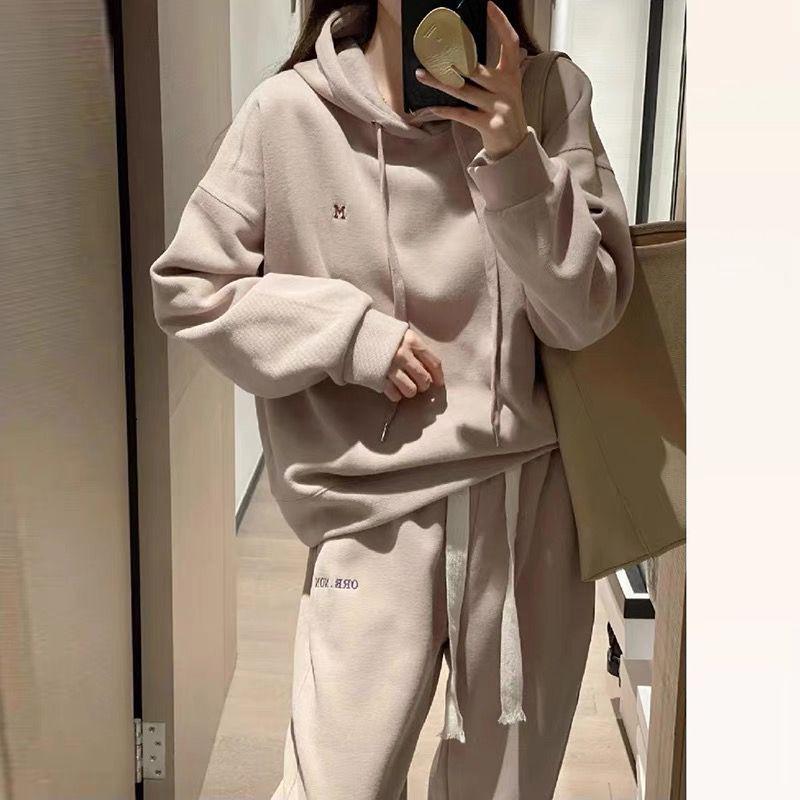 Korean Style Women's Hooded Sweatshirt and Joggers Set with Letter Embroidery